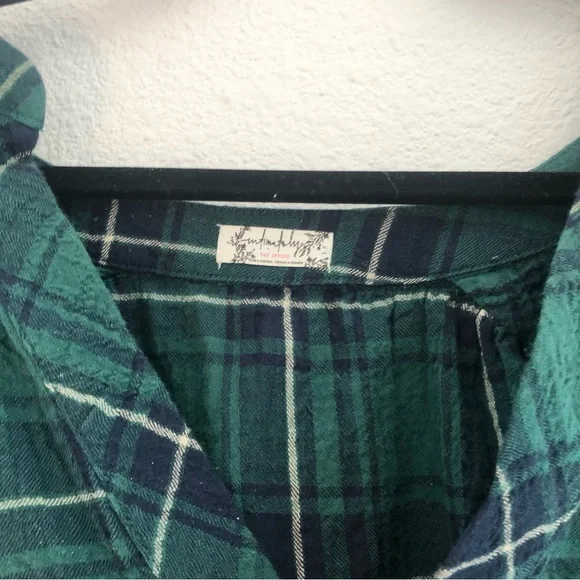 FREE PEOPLE | Plaid oversized top - Picture 4 of 4